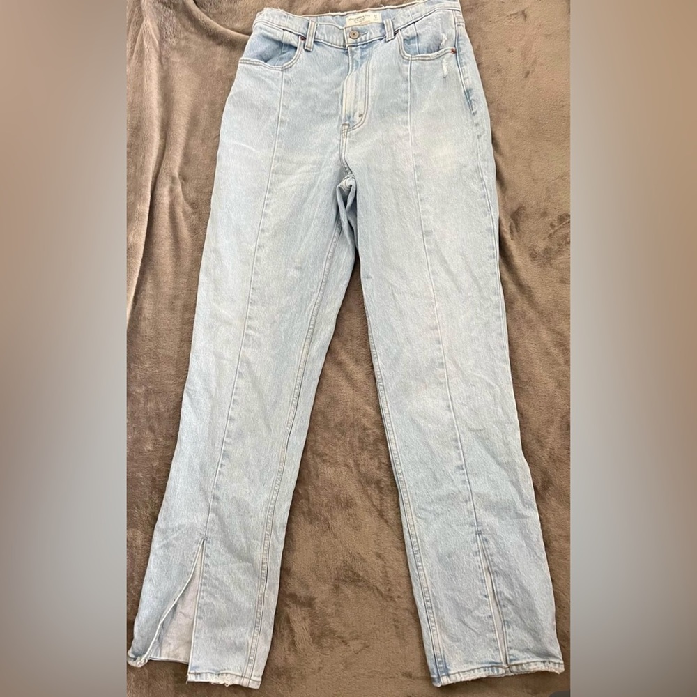 Abercrombie & finch jeans